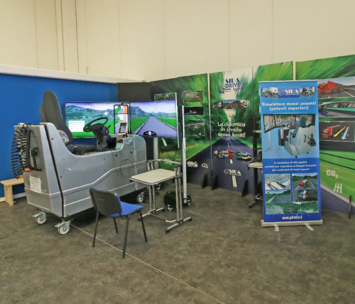 SIDA DRIVE - simulatore di guida - simulatore di guida showroom trainer simulatore-di-guida-showroom-trainer
